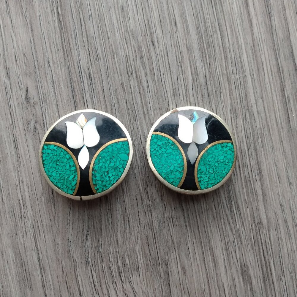 Vintage Mexico Silver Earrings Inlaid Shell Alpaca Clip Ons Mother of Pearl Flow